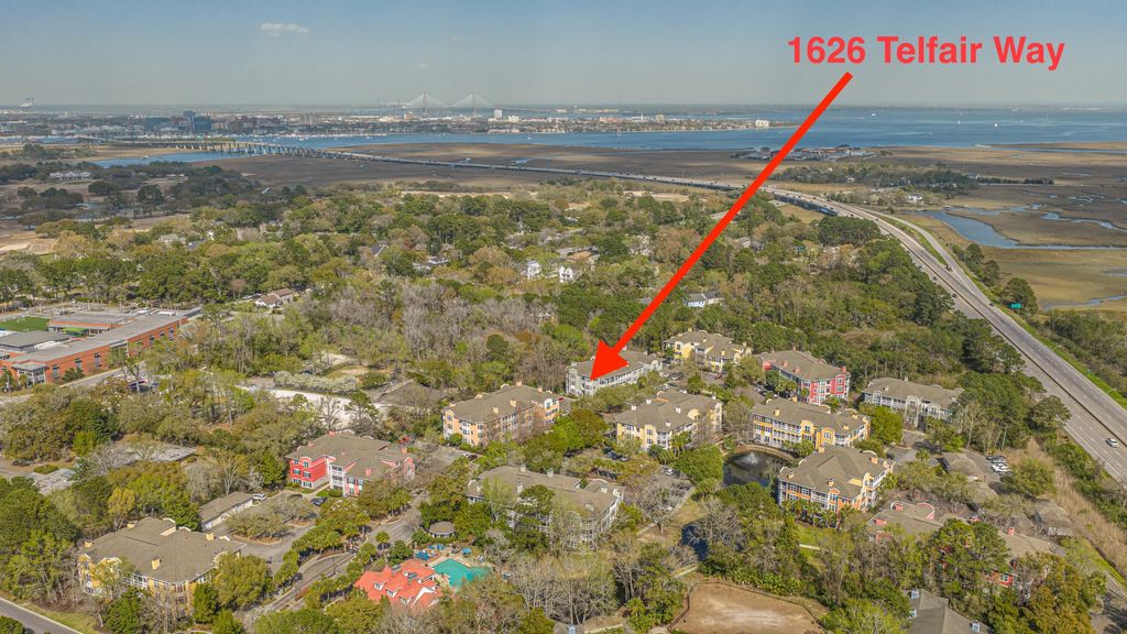 Image 52 of property listing at 1626 Telfair Way, Charleston, SC 29412
