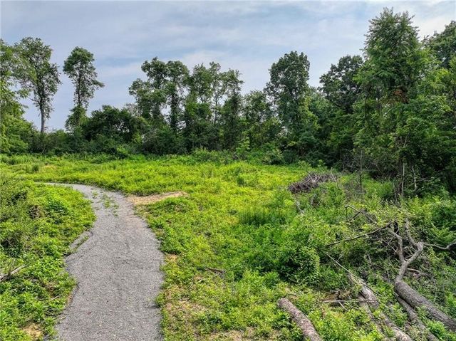 0 Nickson Rd, North Fayette, PA 15108