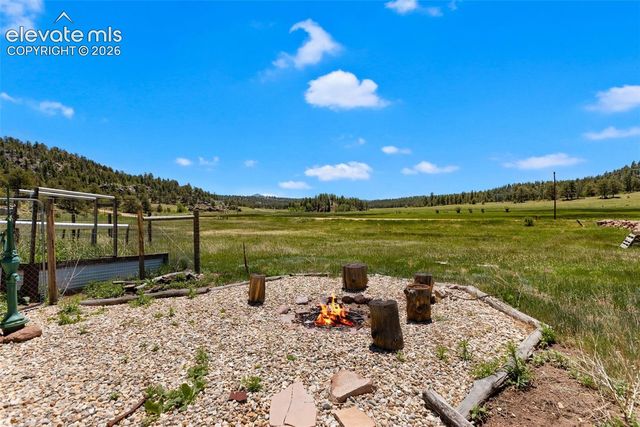185 Canyon Drive, Florissant, CO 80816