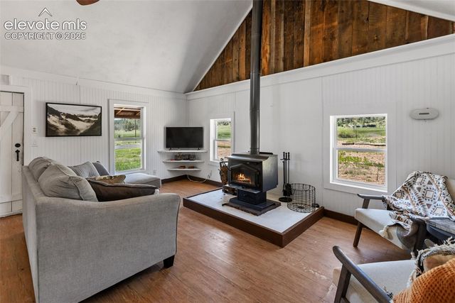 185 Canyon Drive, Florissant, CO 80816