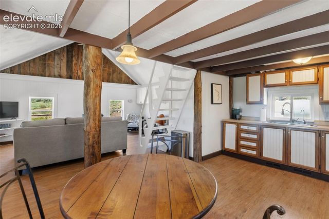 185 Canyon Drive, Florissant, CO 80816