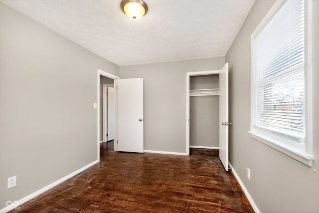 324 Lawndale Drive, Plainfield, IN 46168