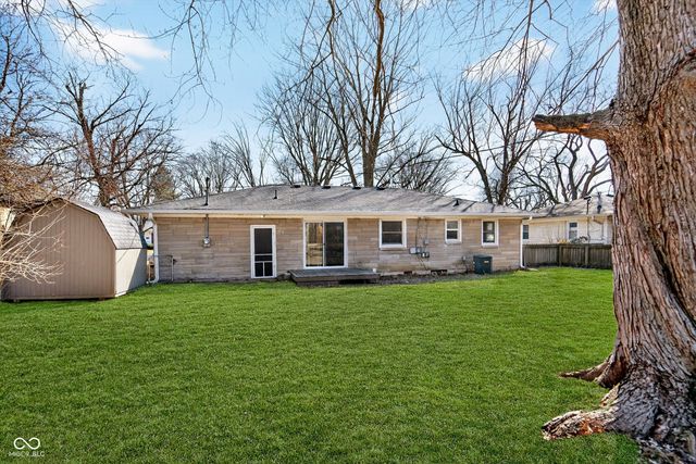 324 Lawndale Drive, Plainfield, IN 46168