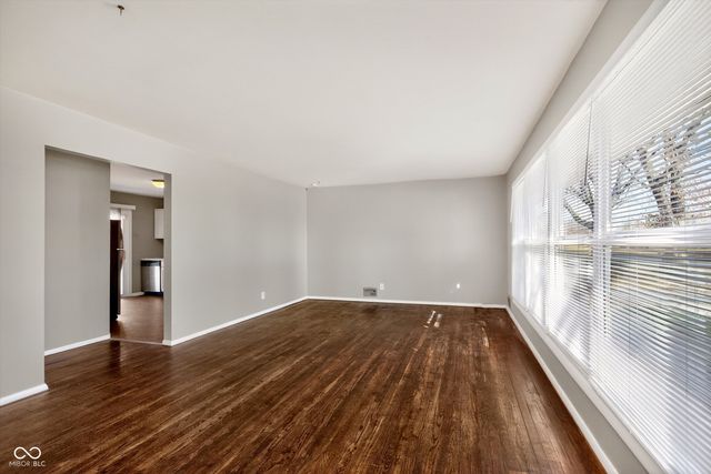 324 Lawndale Drive, Plainfield, IN 46168