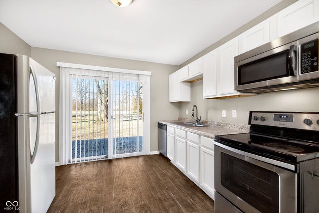 324 Lawndale Drive, Plainfield, IN 46168