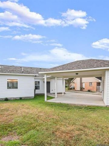 13411 Country Meadow Ave, Baton Rouge, LA 70816