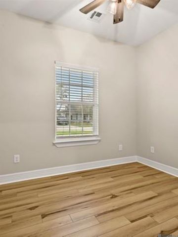 13411 Country Meadow Ave, Baton Rouge, LA 70816