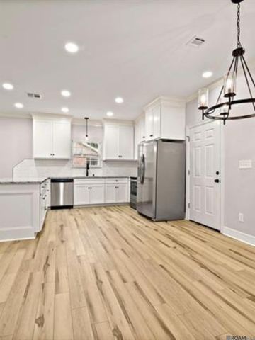 13411 Country Meadow Ave, Baton Rouge, LA 70816