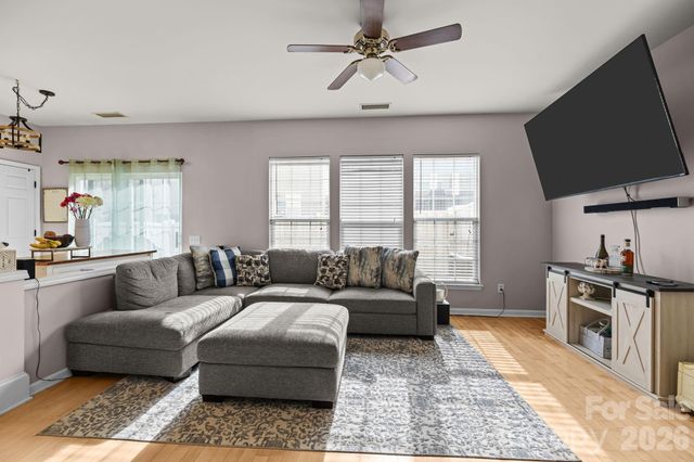 8216 Gossomer Bay Drive, Charlotte, NC 28270