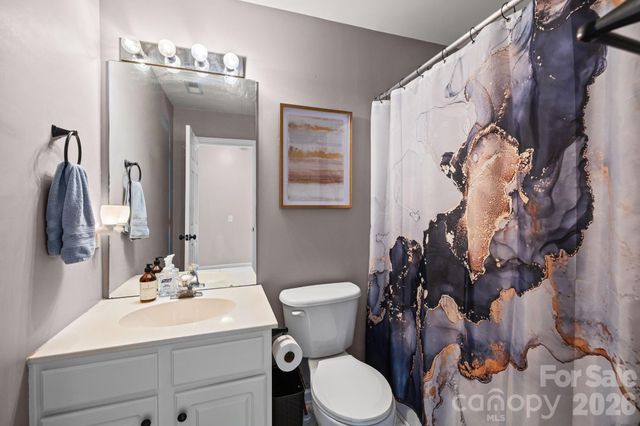 8216 Gossomer Bay Drive, Charlotte, NC 28270