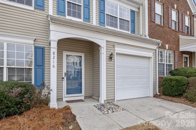 8216 Gossomer Bay Drive, Charlotte, NC 28270