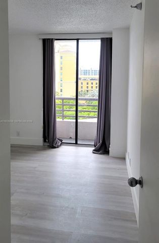 3300 NE 191st St 814, Aventura, FL 33180