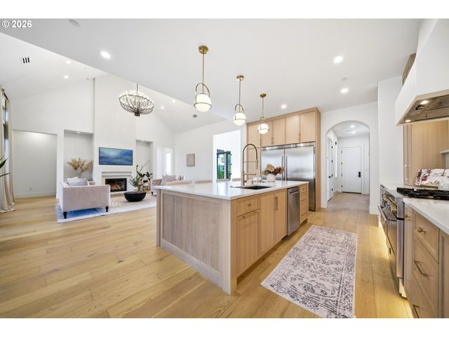 5103 S St, Washougal, WA 98671