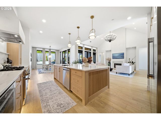 5103 S St, Washougal, WA 98671