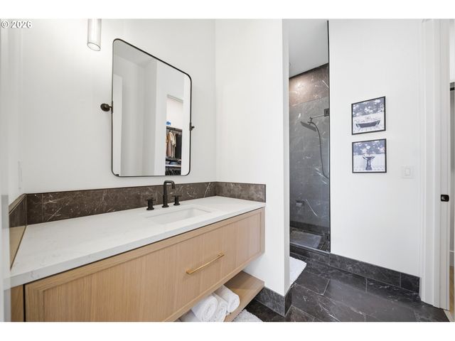 5103 S St, Washougal, WA 98671