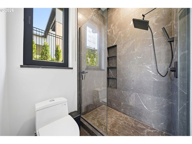 5103 S St, Washougal, WA 98671