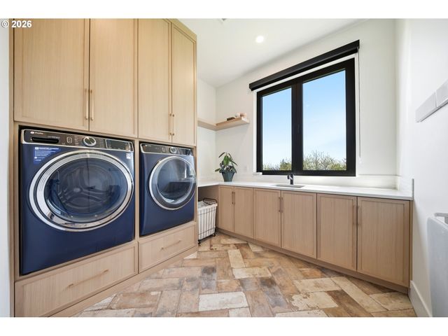 5103 S St, Washougal, WA 98671