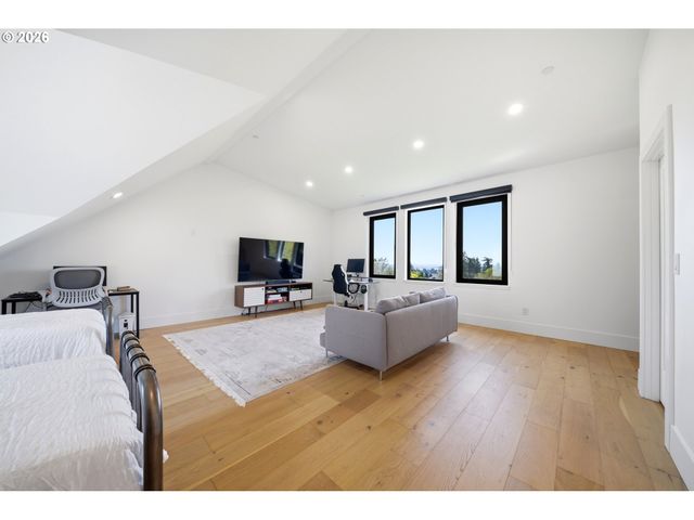 5103 S St, Washougal, WA 98671