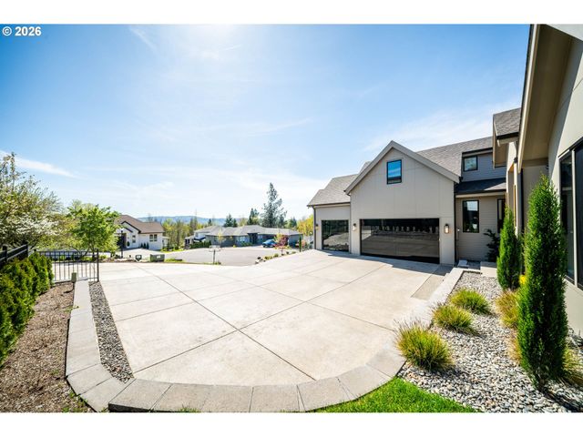 5103 S St, Washougal, WA 98671