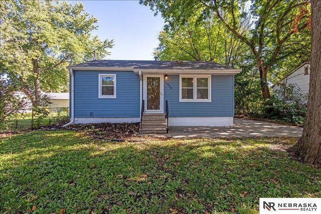 2940 N 41st Street, Lincoln, NE 68504