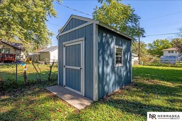 2940 N 41st Street, Lincoln, NE 68504