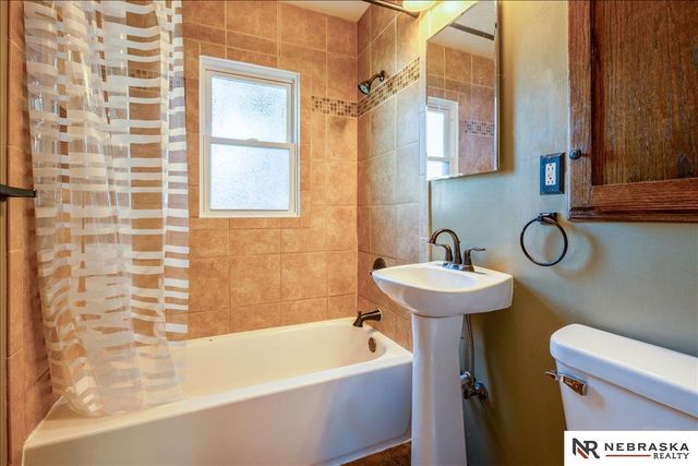 2940 N 41st Street, Lincoln, NE 68504