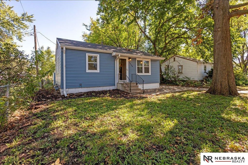 2940 N 41st Street, Lincoln, NE 68504