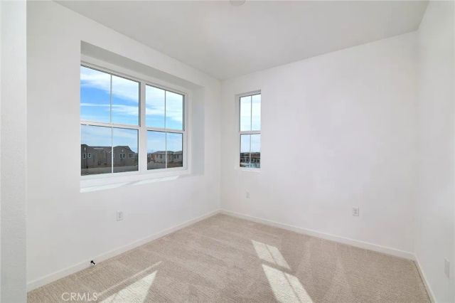 16583 Bottlebrush Lane 2, Fontana, CA 92336