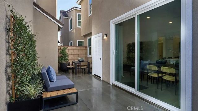 16583 Bottlebrush Lane 2, Fontana, CA 92336