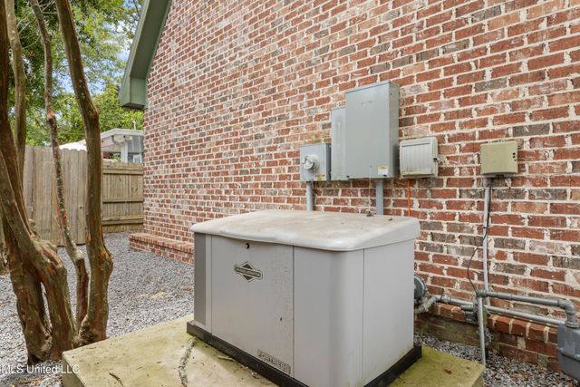1426 33rd Avenue, Gulfport, MS 39501