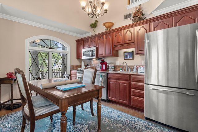 1426 33rd Avenue, Gulfport, MS 39501