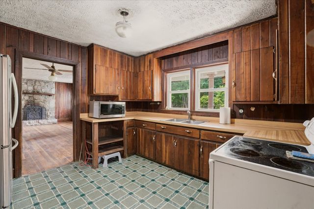 1072 Highway 96, Fairview, TN 37062
