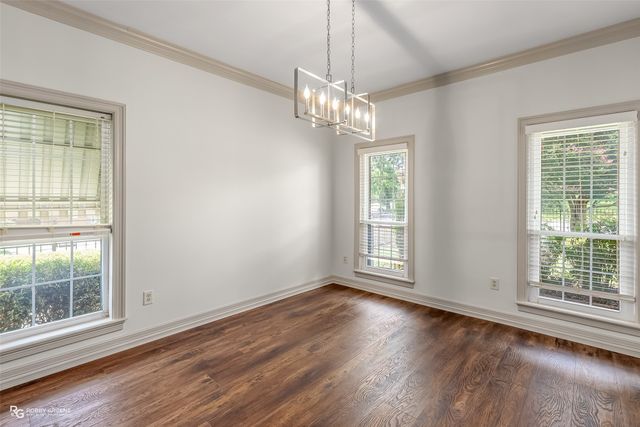 913 Kings Hwy, Shreveport, LA 71104