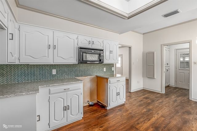 913 Kings Hwy, Shreveport, LA 71104