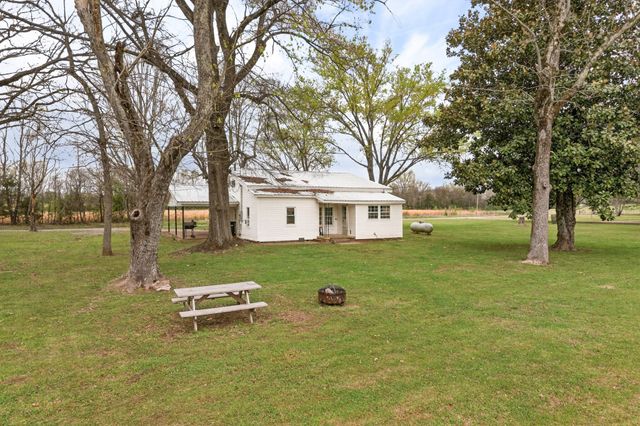 61 Minnie Brown Rd, Ardmore, TN 38449