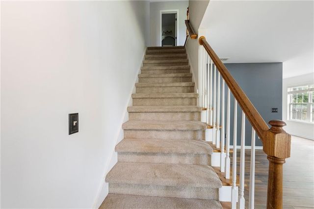 147 Richmond Drive, Dawsonville, GA 30534