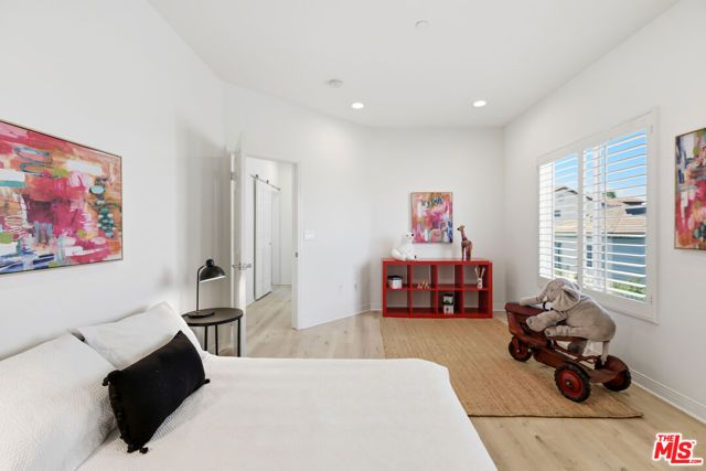 5856 Kiyot Way, Los Angeles, CA 90094