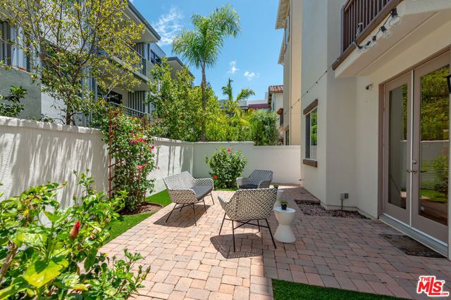 5856 Kiyot Way, Los Angeles, CA 90094