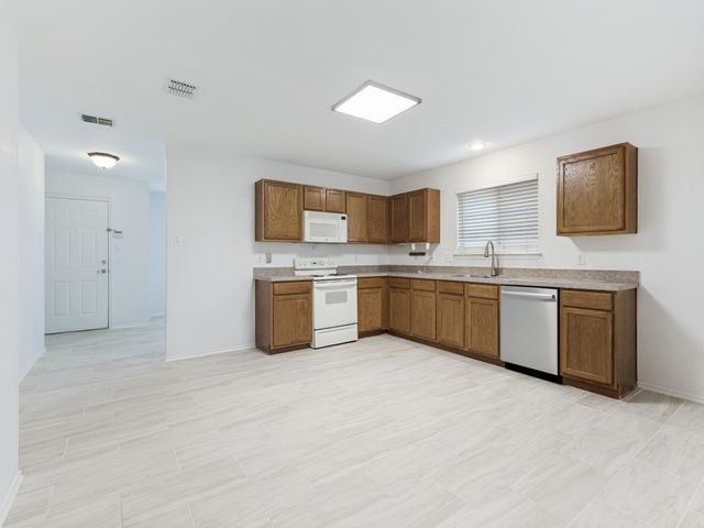 2848 Bluffs Court, Mckinney, TX 75071