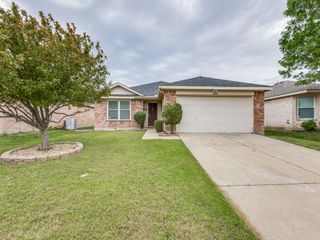2848 Bluffs Court, Mckinney, TX 75071