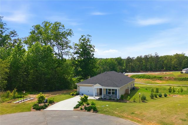 412 Chadwick Lane, Walhalla, SC 29691