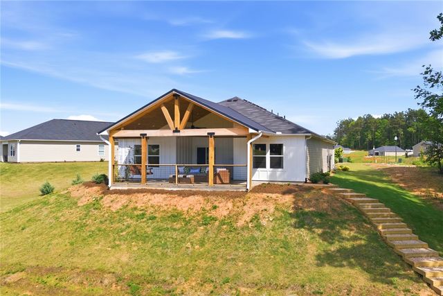 412 Chadwick Lane, Walhalla, SC 29691