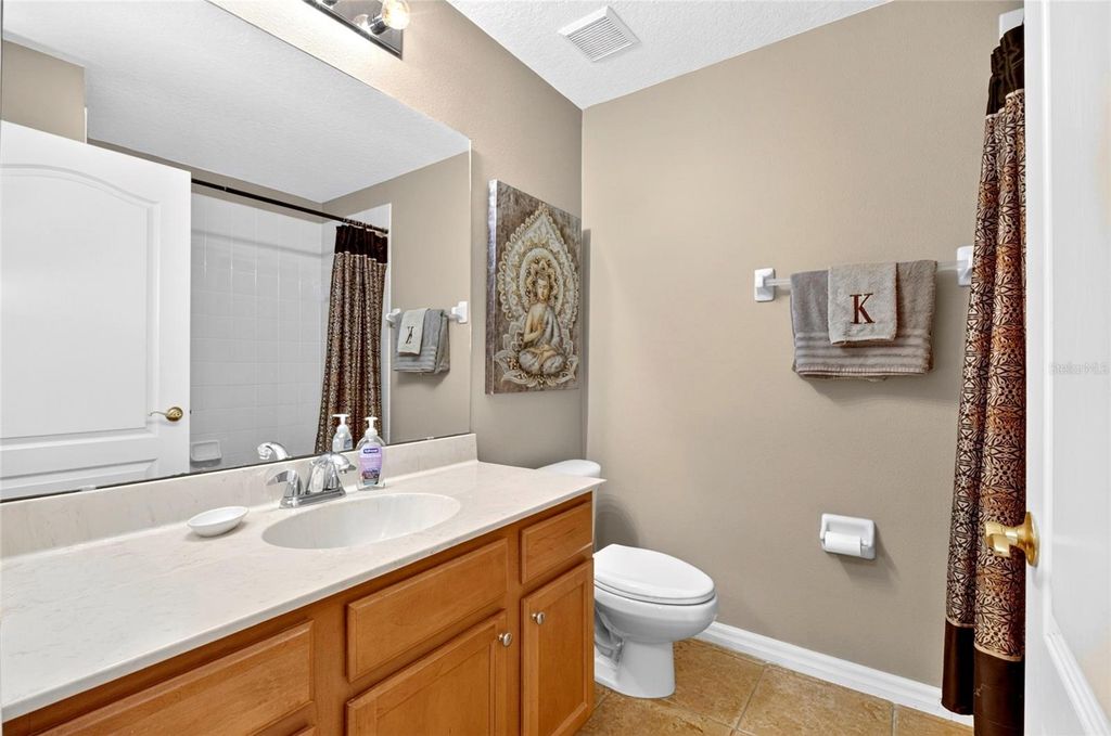 Image 21 of property listing at 4618 CONROY CLUB DRIVE, Orlando, FL 32835