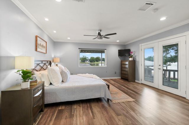 15134 Cozy Cove Lane, Willis, TX 77318