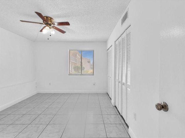 6034 Forest Hill Boulevard 107, West Palm Beach, FL 33415