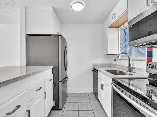 6034 Forest Hill Boulevard 107, West Palm Beach, FL 33415