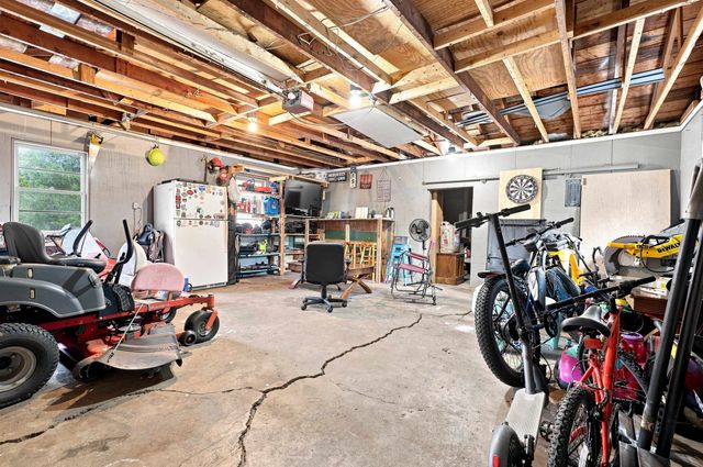 6136 Hugh Street, Burton, MI 48509