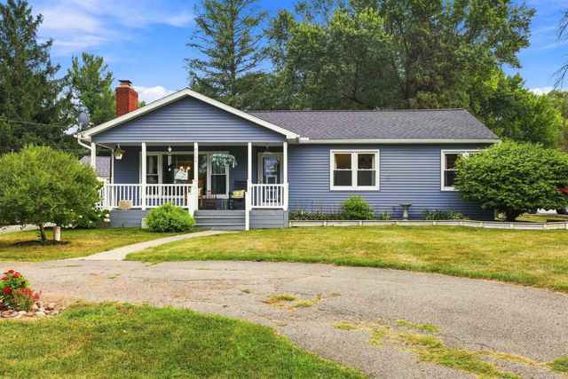 6136 Hugh Street, Burton, MI 48509