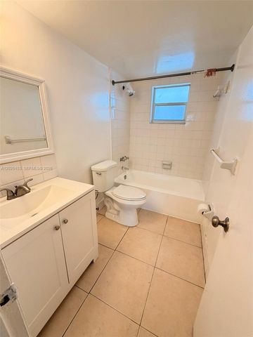 6503 Winfield Blvd 111-D, Margate, FL 33063