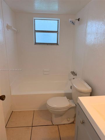 6503 Winfield Blvd 111-D, Margate, FL 33063
